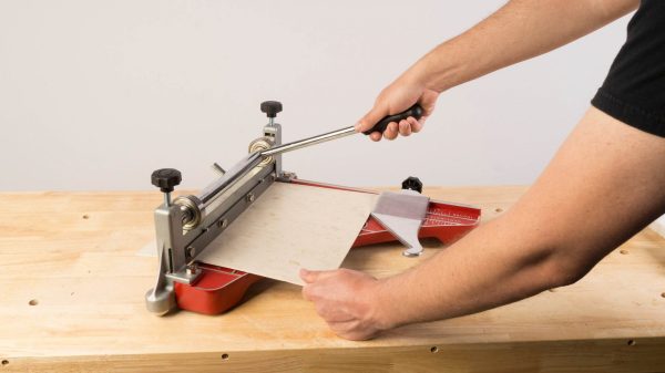 Roberts Vinyl Tile Cutter In Use