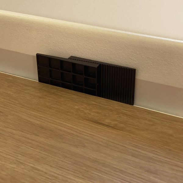 Roberts 30 x Laminate & Wood Flooring Spacers - Image 4